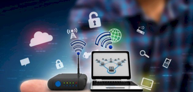 لماذا تدفعنا العبارات الغريبة على الإنترنت إلى البحث أكثر؟